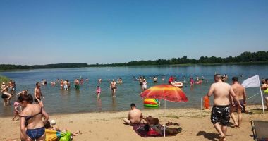 Plaża w Teodorowie nad Jeziorem Orłowskim