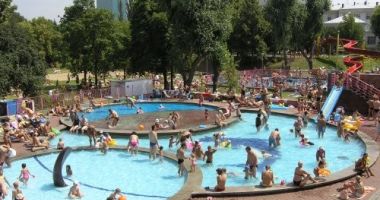 Swimming Pool Inflancka in Warsaw