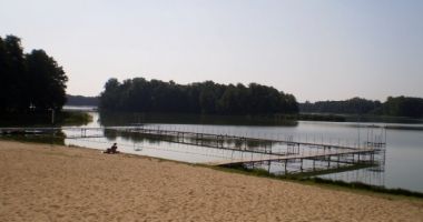 Jezioro Raczyńskie, Zaniemyśl, Plaża Gminna