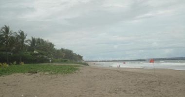 Petitenget Beach, Kerobokan, Indonesia